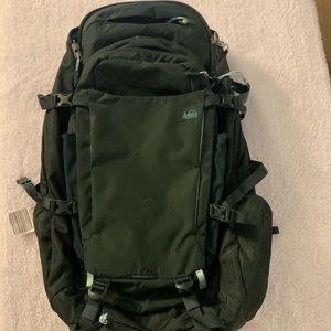 REI RUCK PACk 65L
